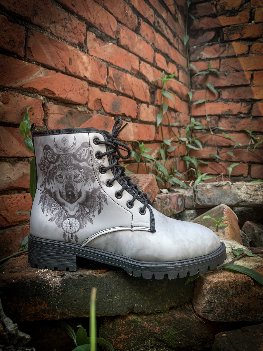 En Bloom | Werewolf Grey Combat Boot