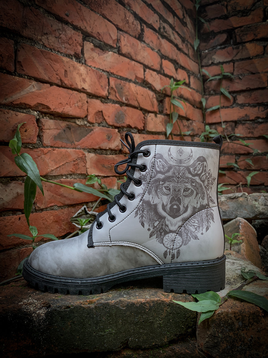 En Bloom | Werewolf Grey Combat Boot