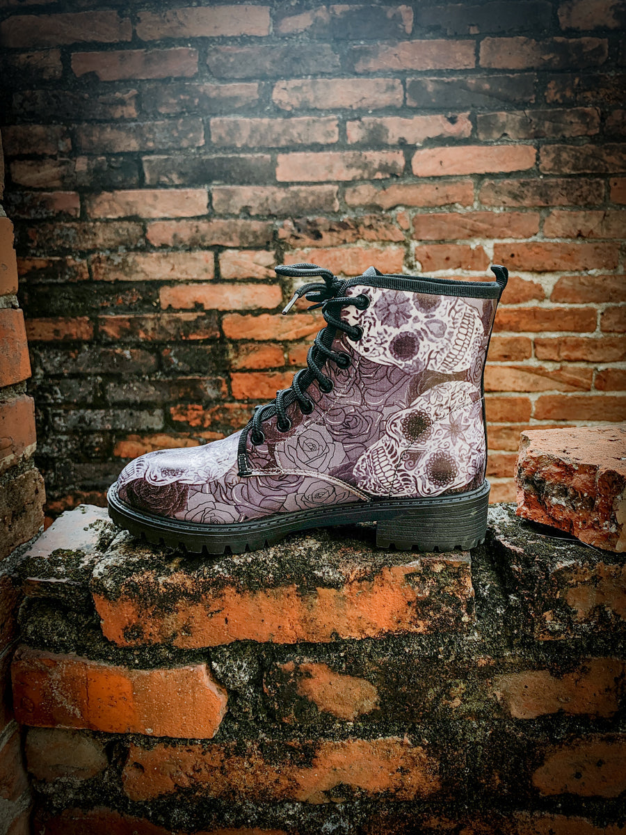 En Bloom | Grey Skull Rose Ankle Flat Combat Boots