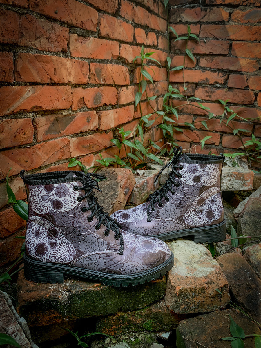 En Bloom | Grey Skull Rose Ankle Flat Combat Boots