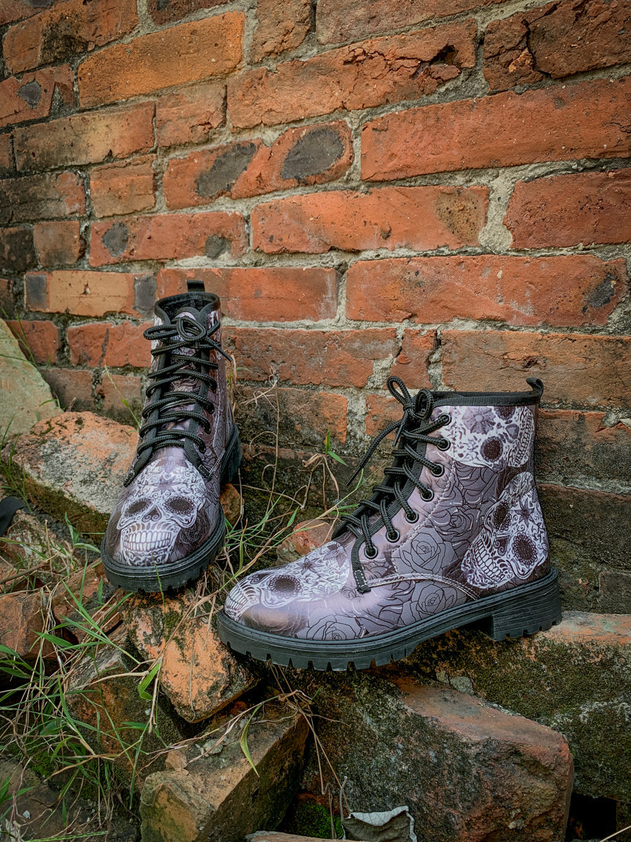 En Bloom | Grey Skull Rose Ankle Flat Combat Boots