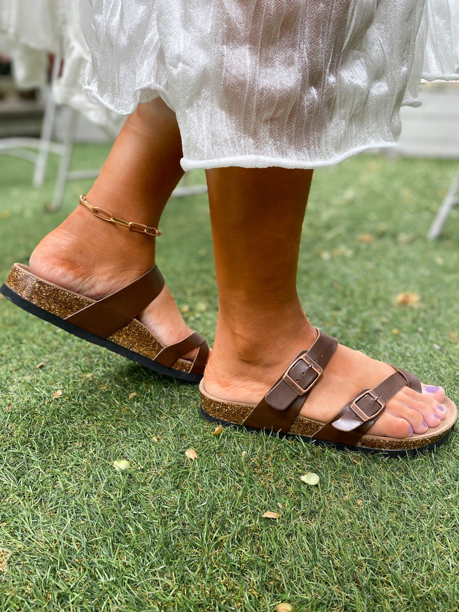 Crisscross Double-Buckle Sandals - Maibulun