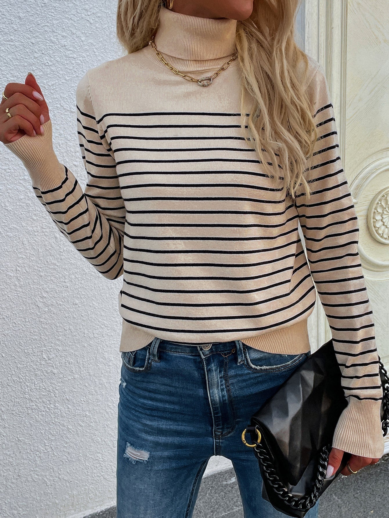 Smaibulun | Beige Stripe Turtleneck Knit Top