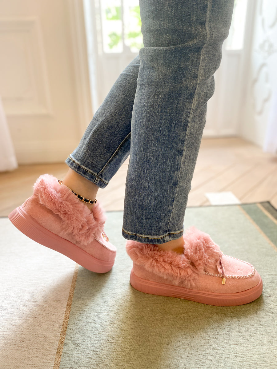 En Bloom | Pink Faux-Fur Anklet Yana Moccasin