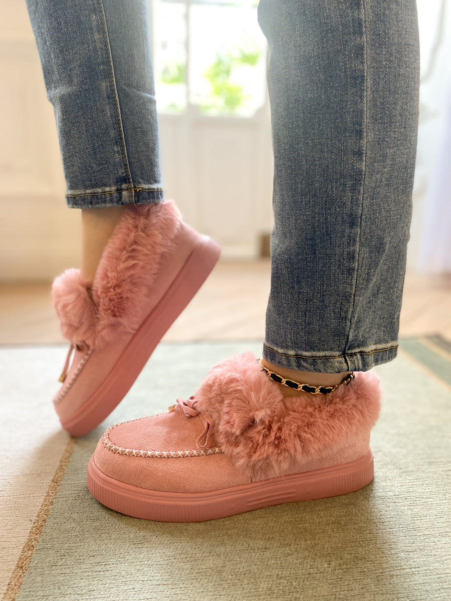 En Bloom | Pink Faux-Fur Anklet Yana Moccasin