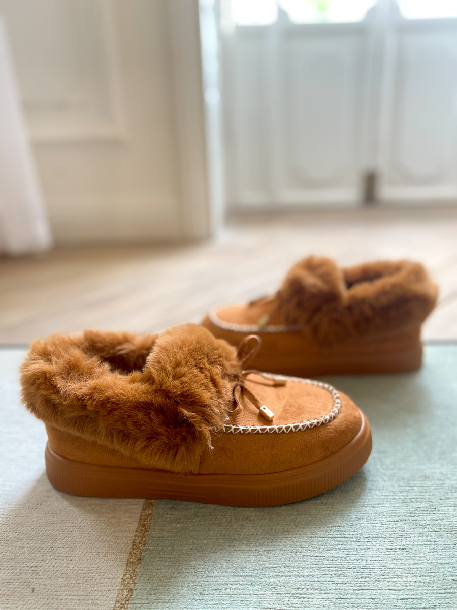 En Bloom | Chestnut Faux-Fur Anklet Yana Moccasin