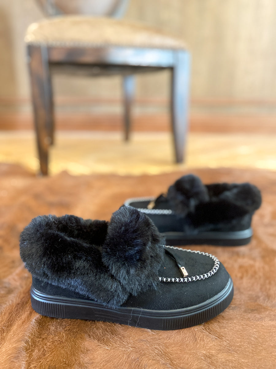 En Bloom | Black Faux-Fur Anklet Yana Moccasin