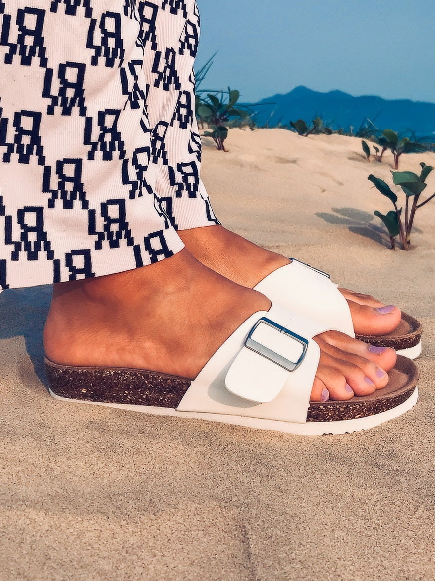 Single-Buckle Sliders Slide Sandals - Maibulun