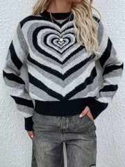 Smaibulun | Black Grey Heart Ring Knit Top