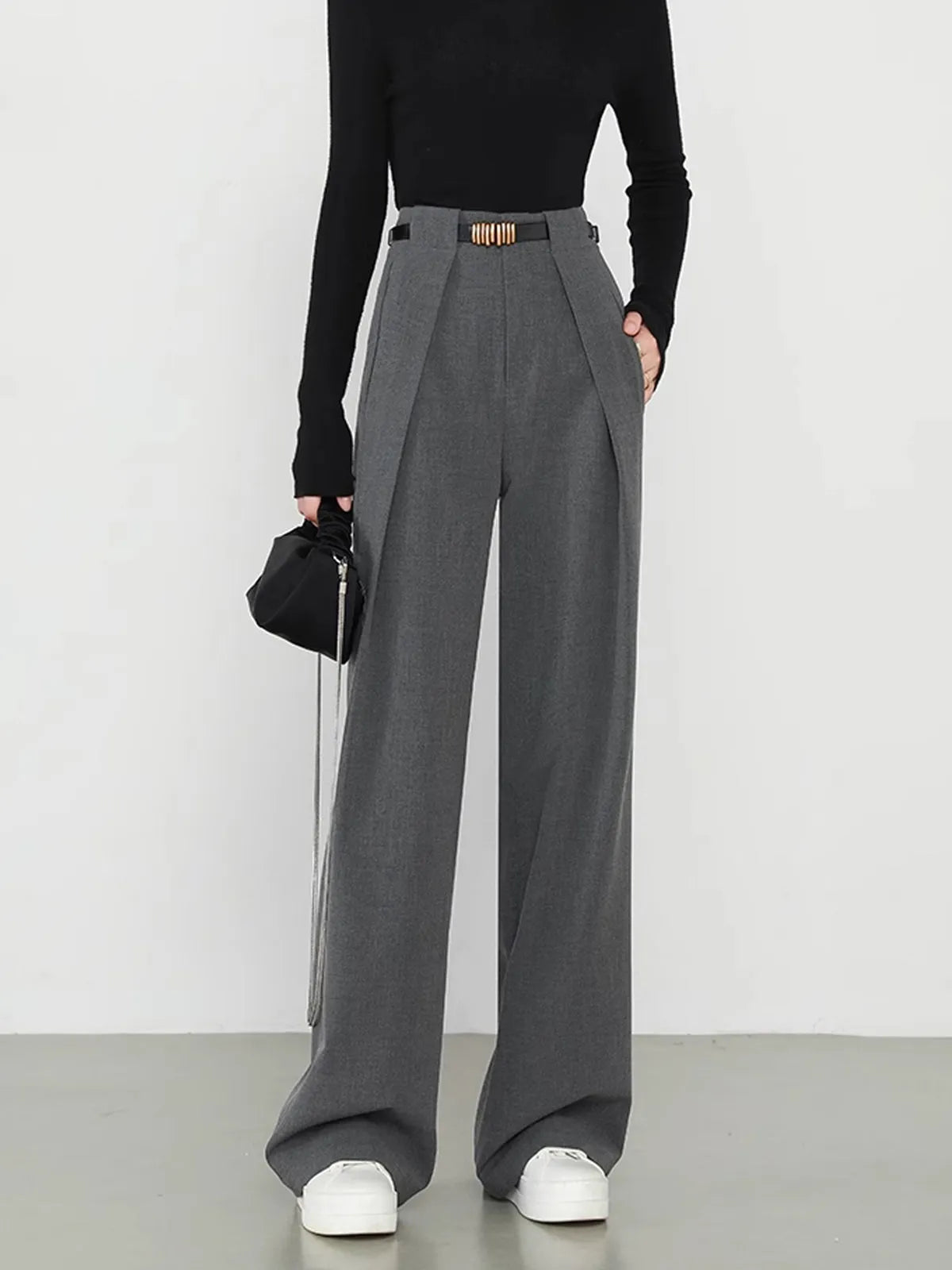 Iaka Solid Grey Middle Waist Pocket Straight Leg Pants