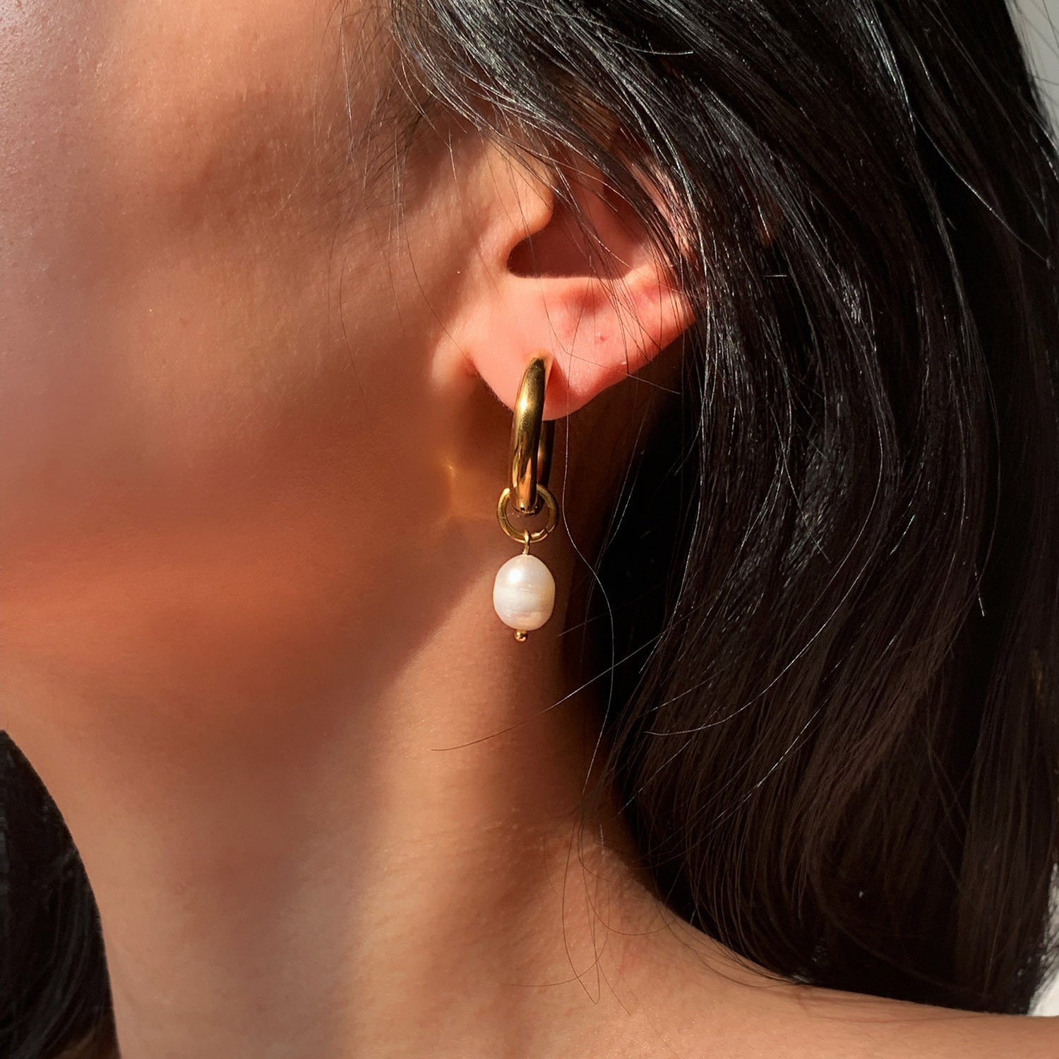 Isla Pearl Drop Earrings