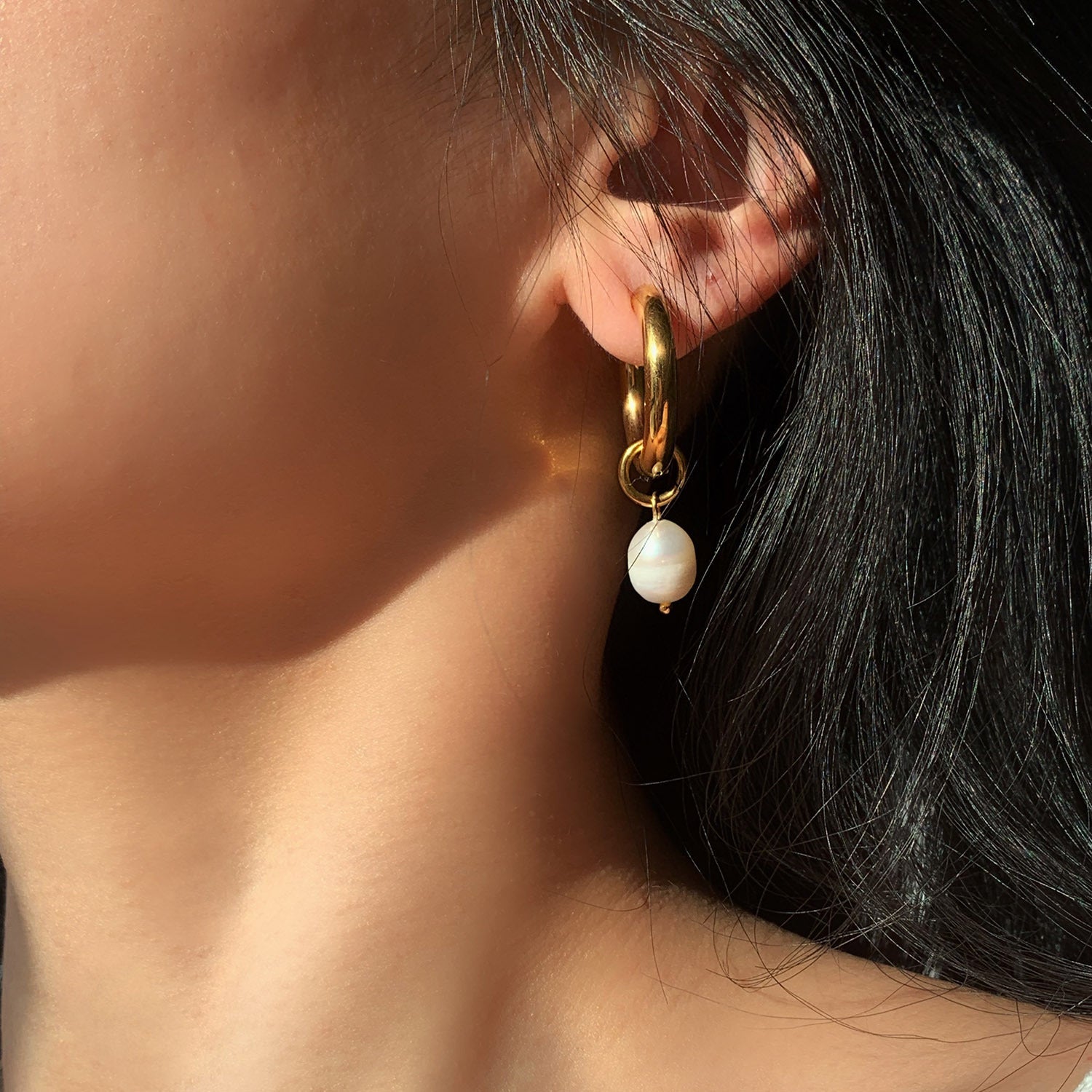 Isla Pearl Drop Earrings