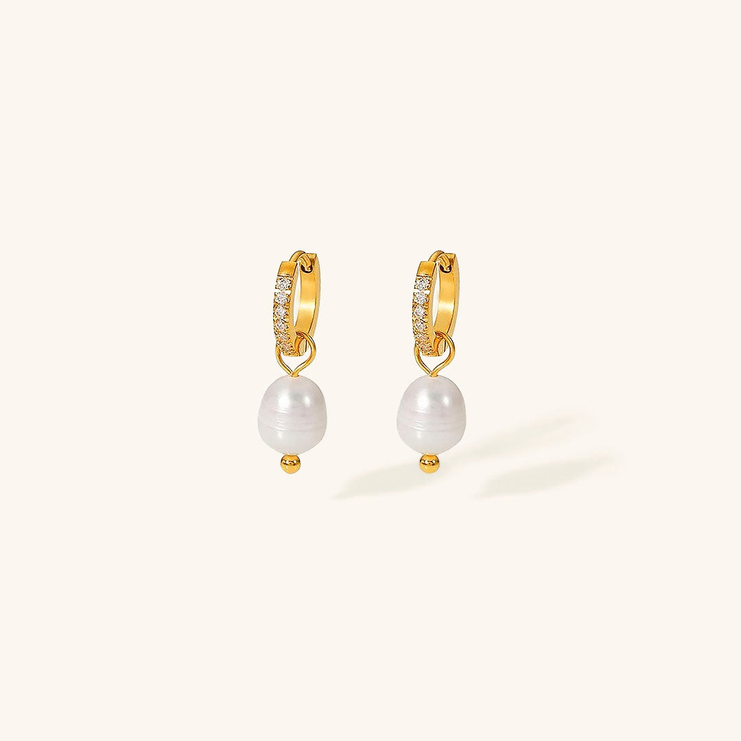 Isla Pearl Earrings