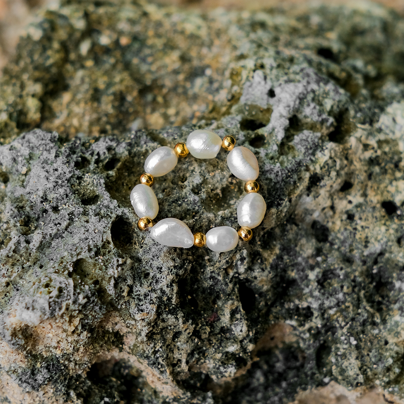 Isla Pearl Ring