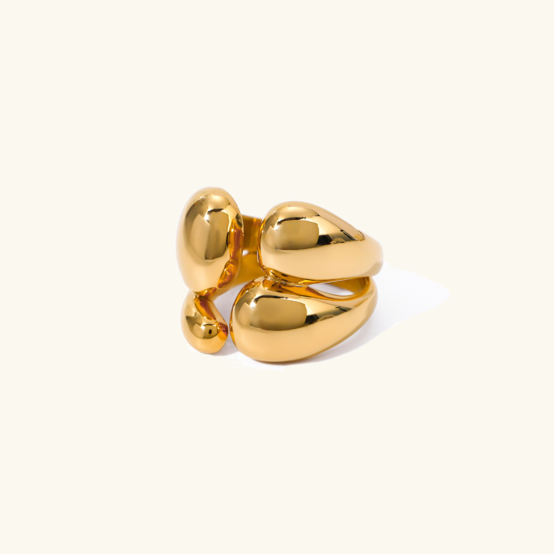 Isla Pebble - Sculpted Gold Ring