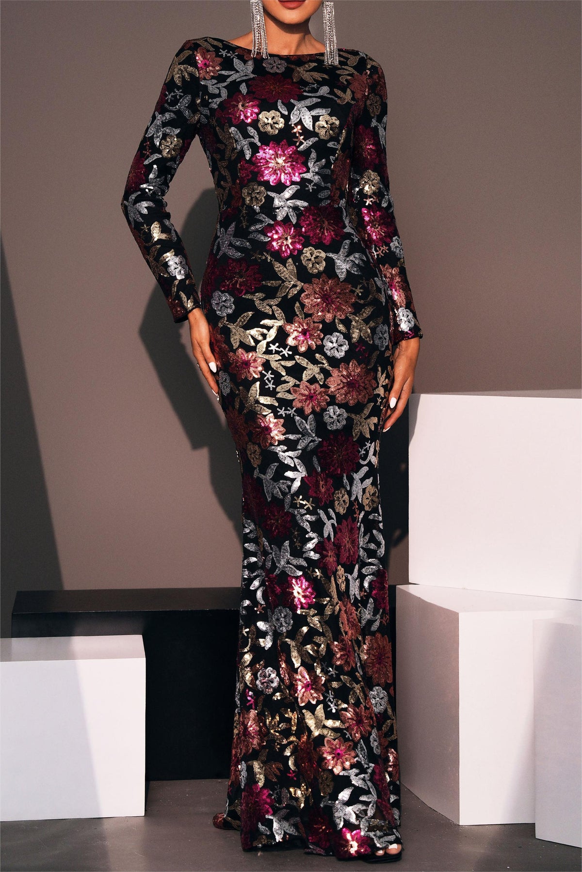 Sequin Round Neck Long Sleeve Maxi Dress