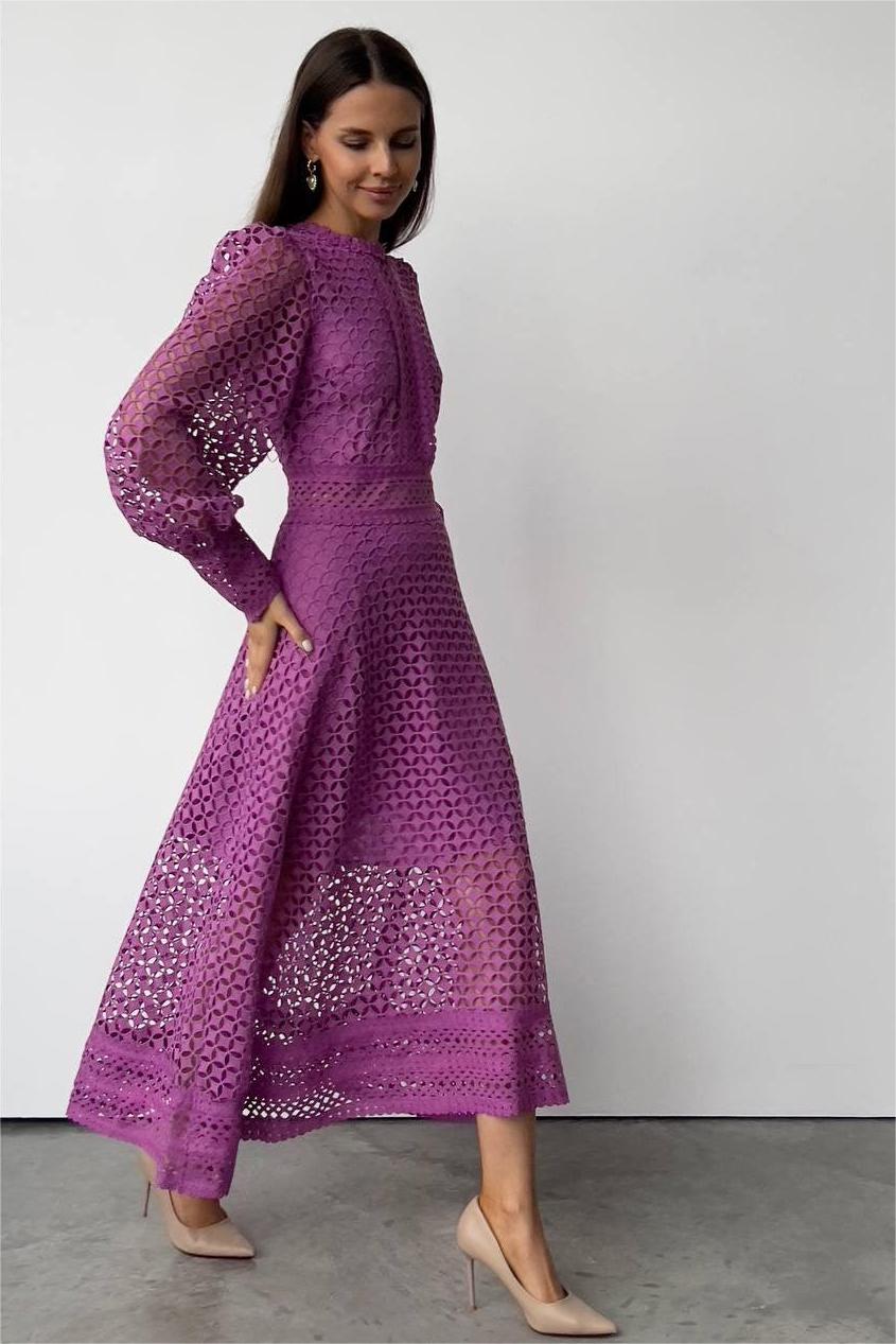 Solid Lace Lantern Sleeve Midi Dress