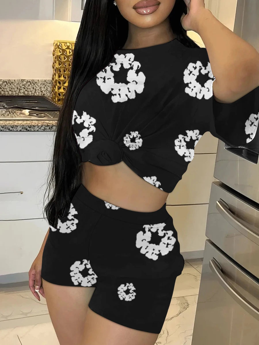 Round Neck Floral Print Shorts Set 2024 New In Flower Print Short Sleeve Two Piece Pants Set Daily Matching Suit for Women – Floral Print Two Piece Pants Set