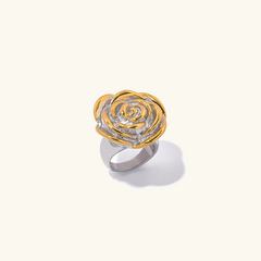 Lisette Bloom Gold Ring