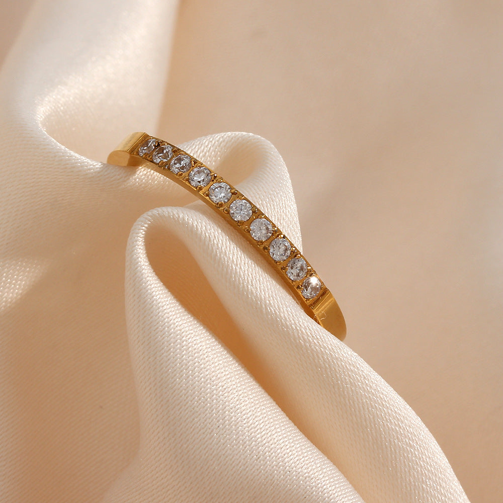 Lucent Gold Ring