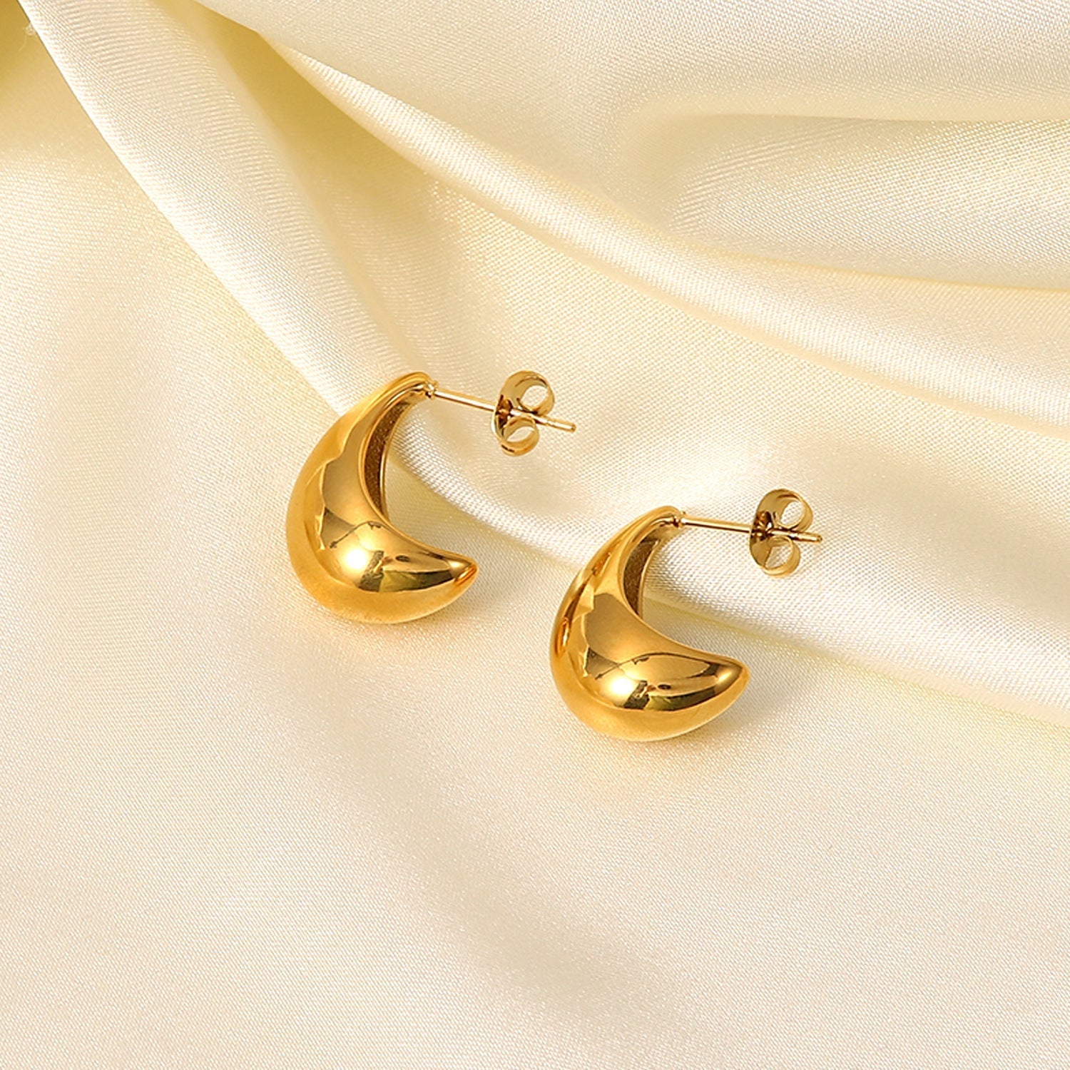 Luna Drop - Crescent Gold Earrings