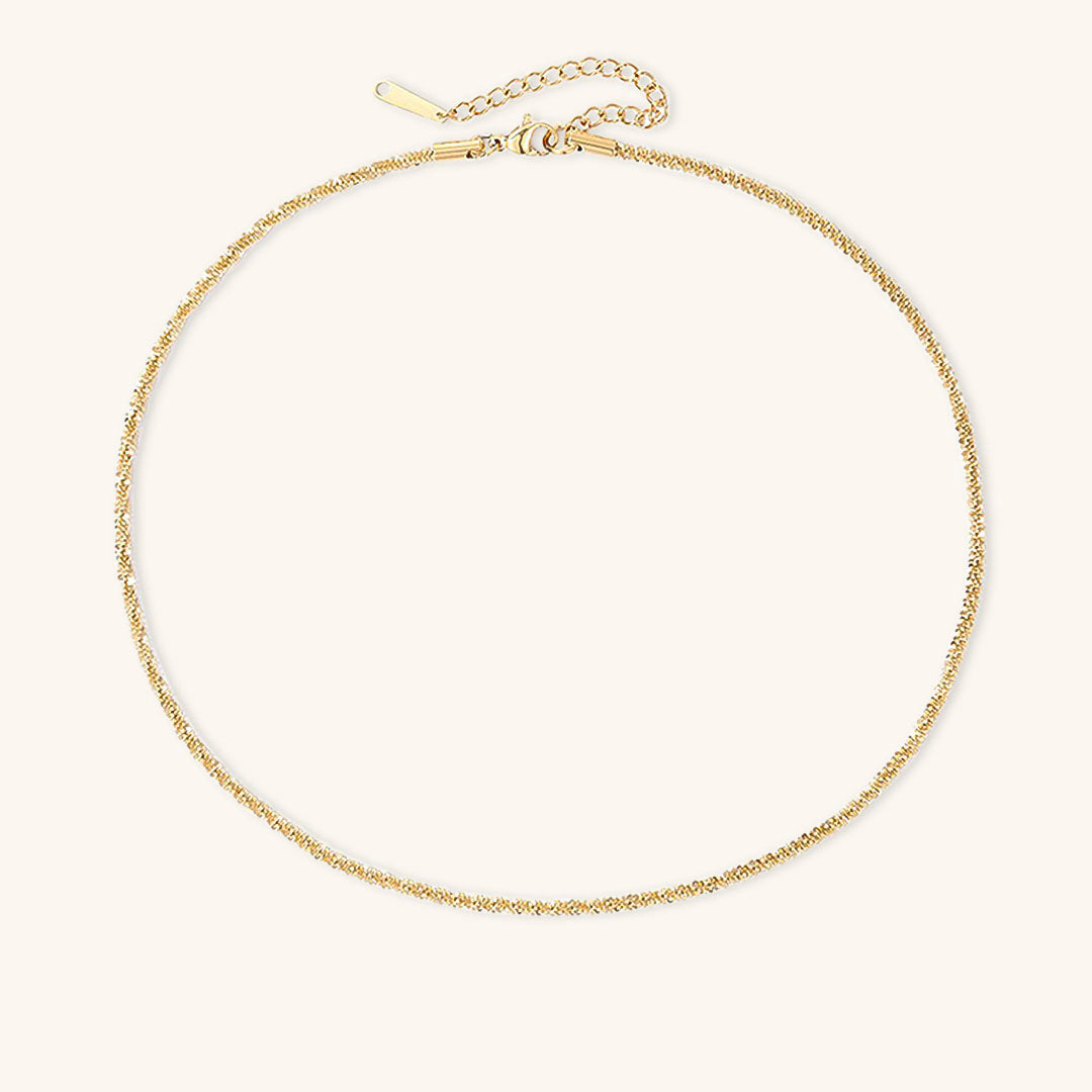 Luxe Twist Gold Chain Necklace