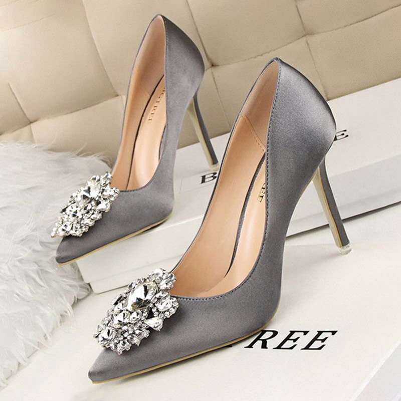 Tiya Heels