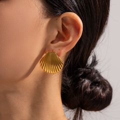 Marina Seashell Gold Earrings