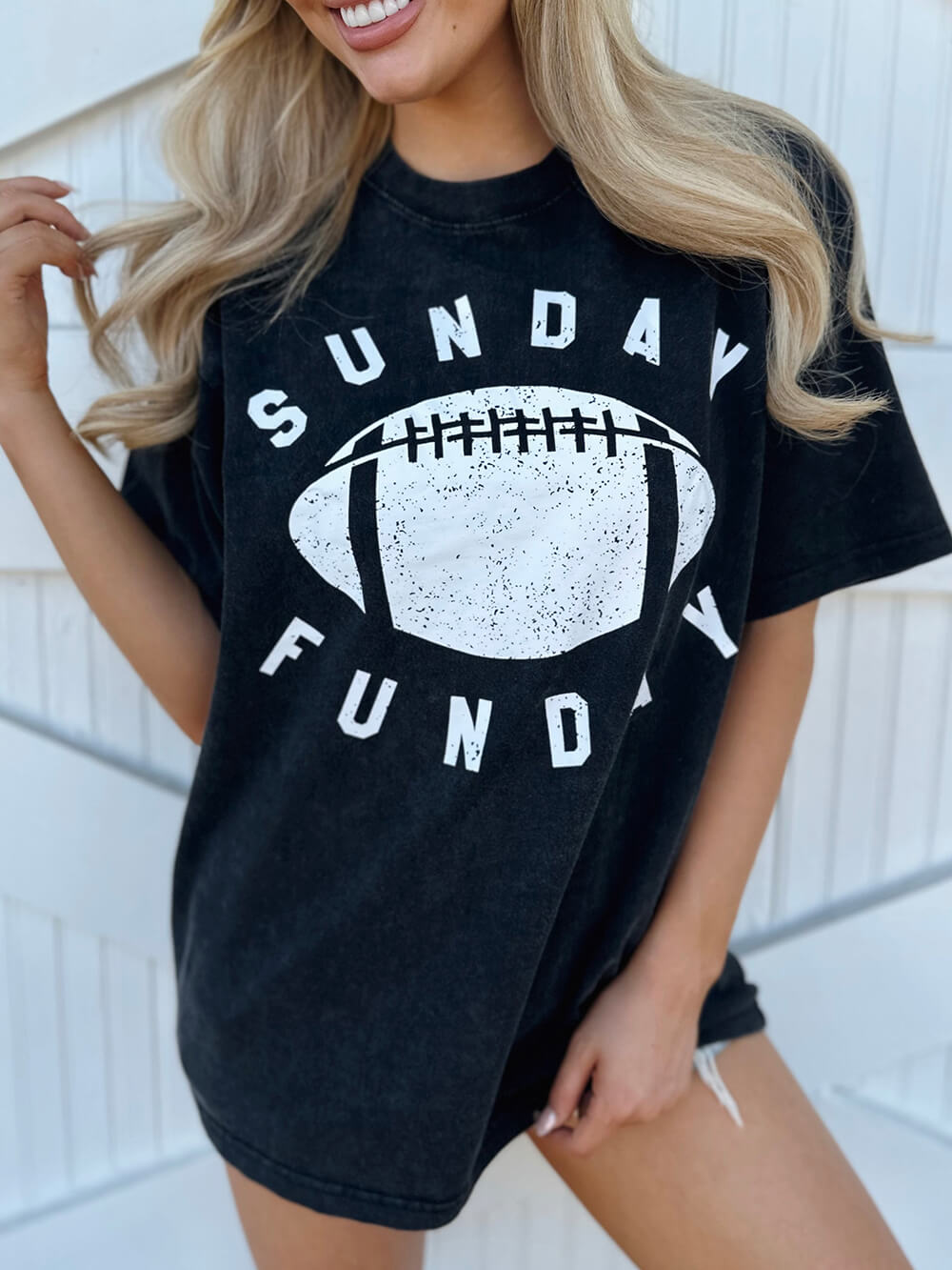 Mineral-Wash ¡°Sunday Funday¡± Graphic Tee