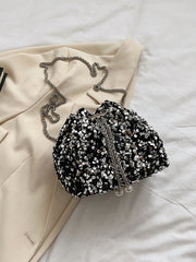 Fashionable And Personalized Sequined Evening Bag