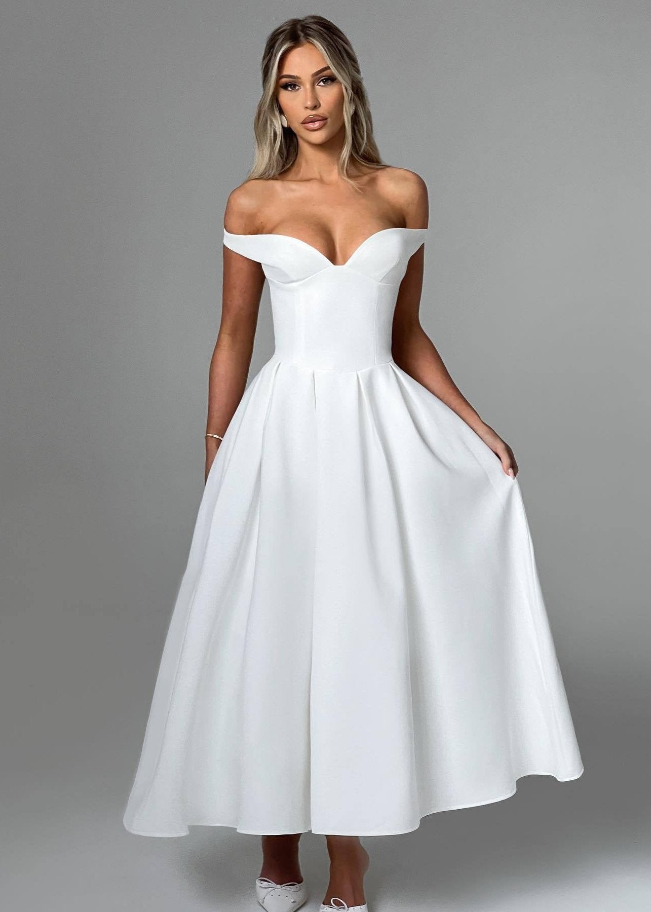 Elegant Off-Shoulder A-Line Gown