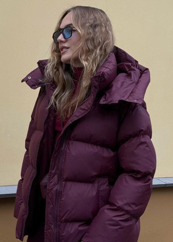 Hooded Burgundy Puffer Jacket - Luxe Winter Comfort