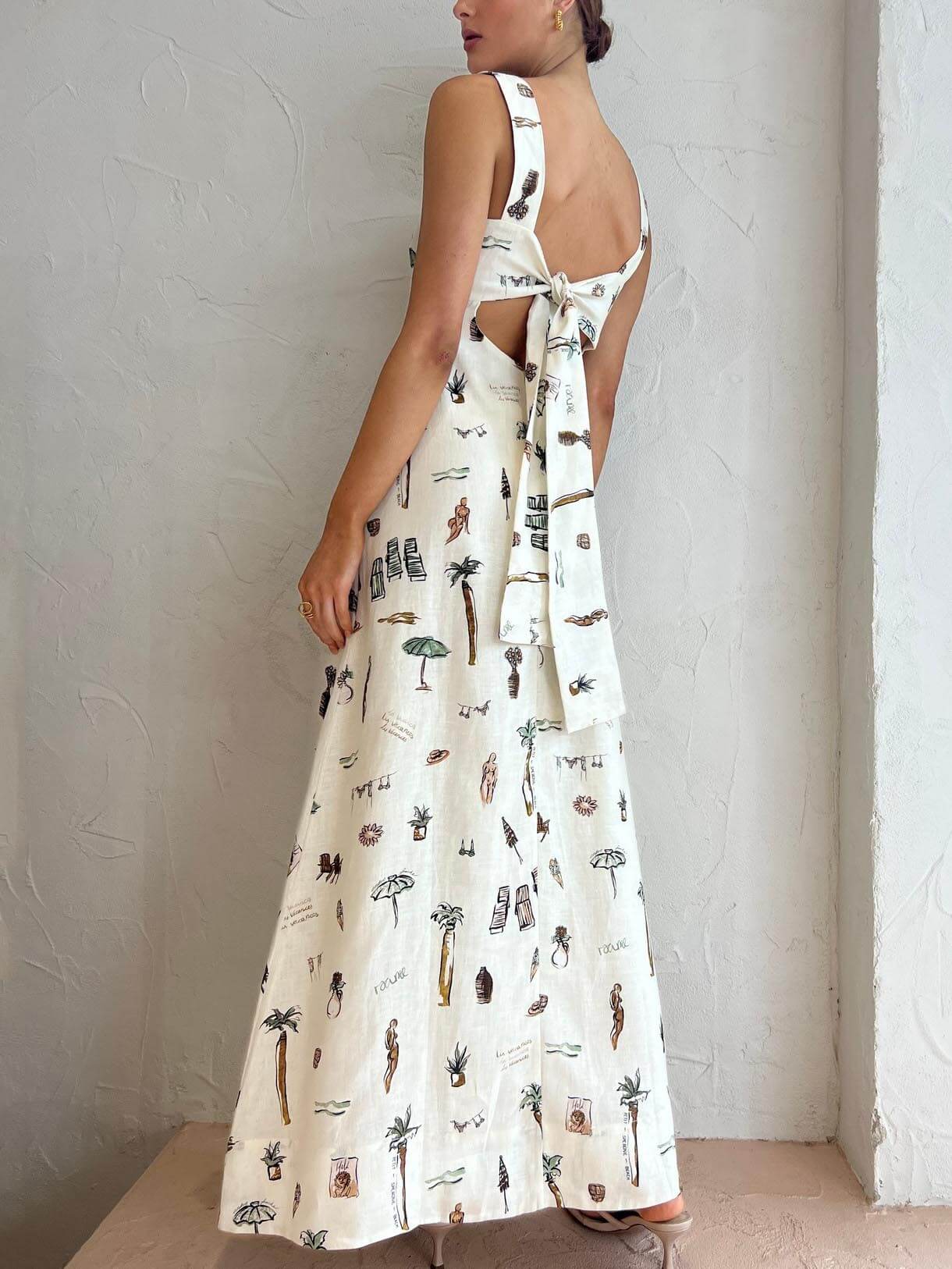 Paloma Shores - Tropical Print Backless Maxi Dress