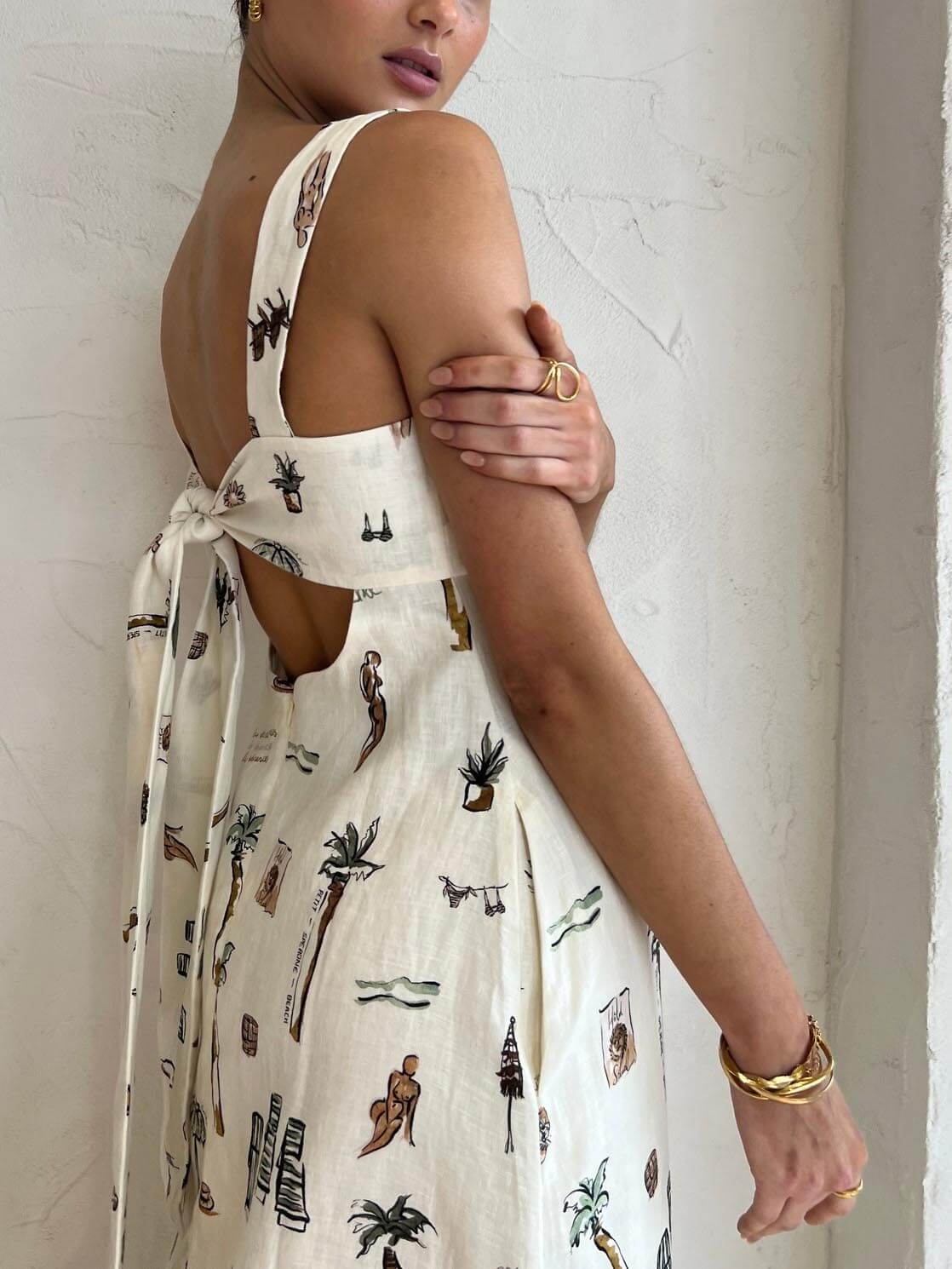 Paloma Shores - Tropical Print Backless Maxi Dress