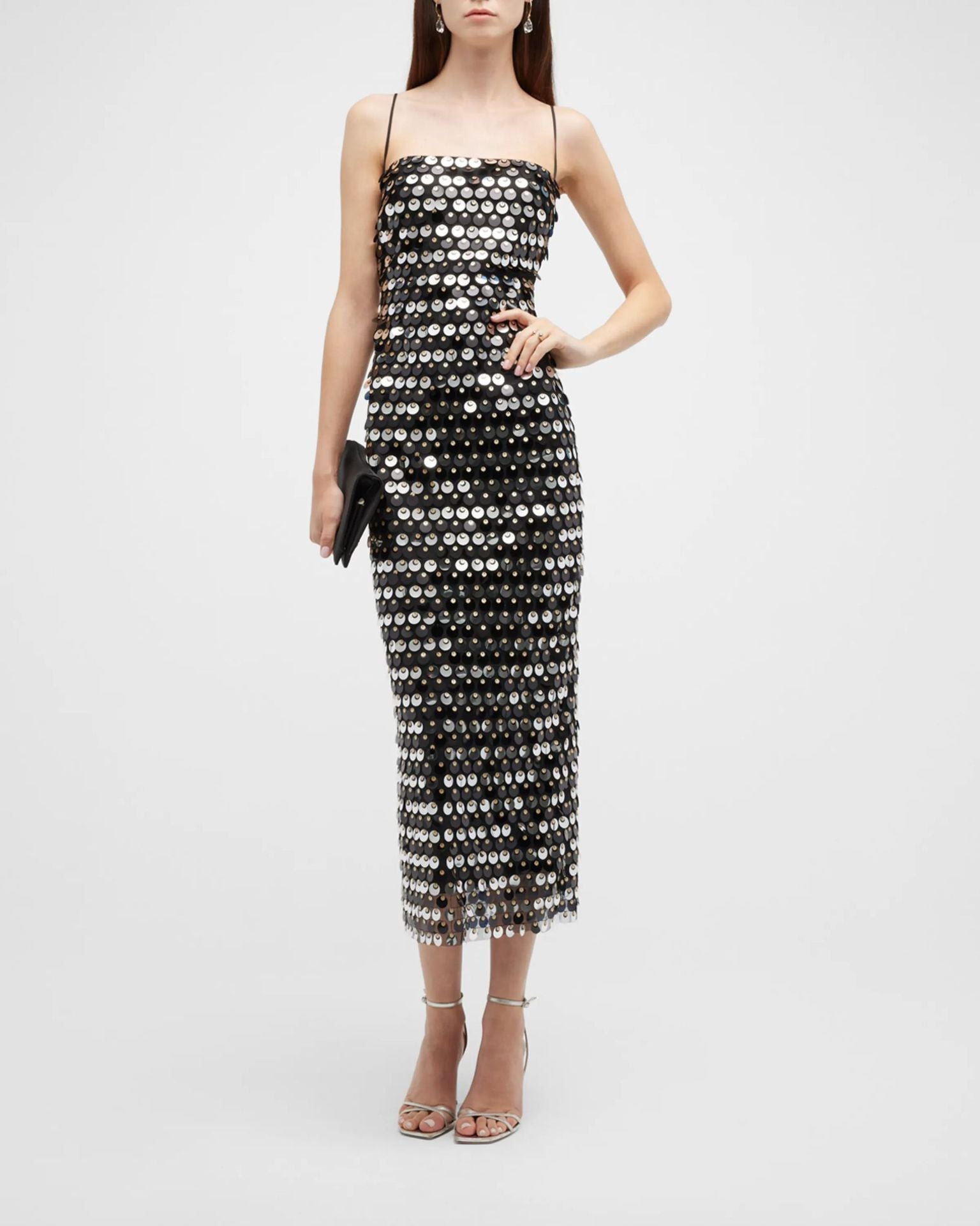 Slim fit sequin skirt