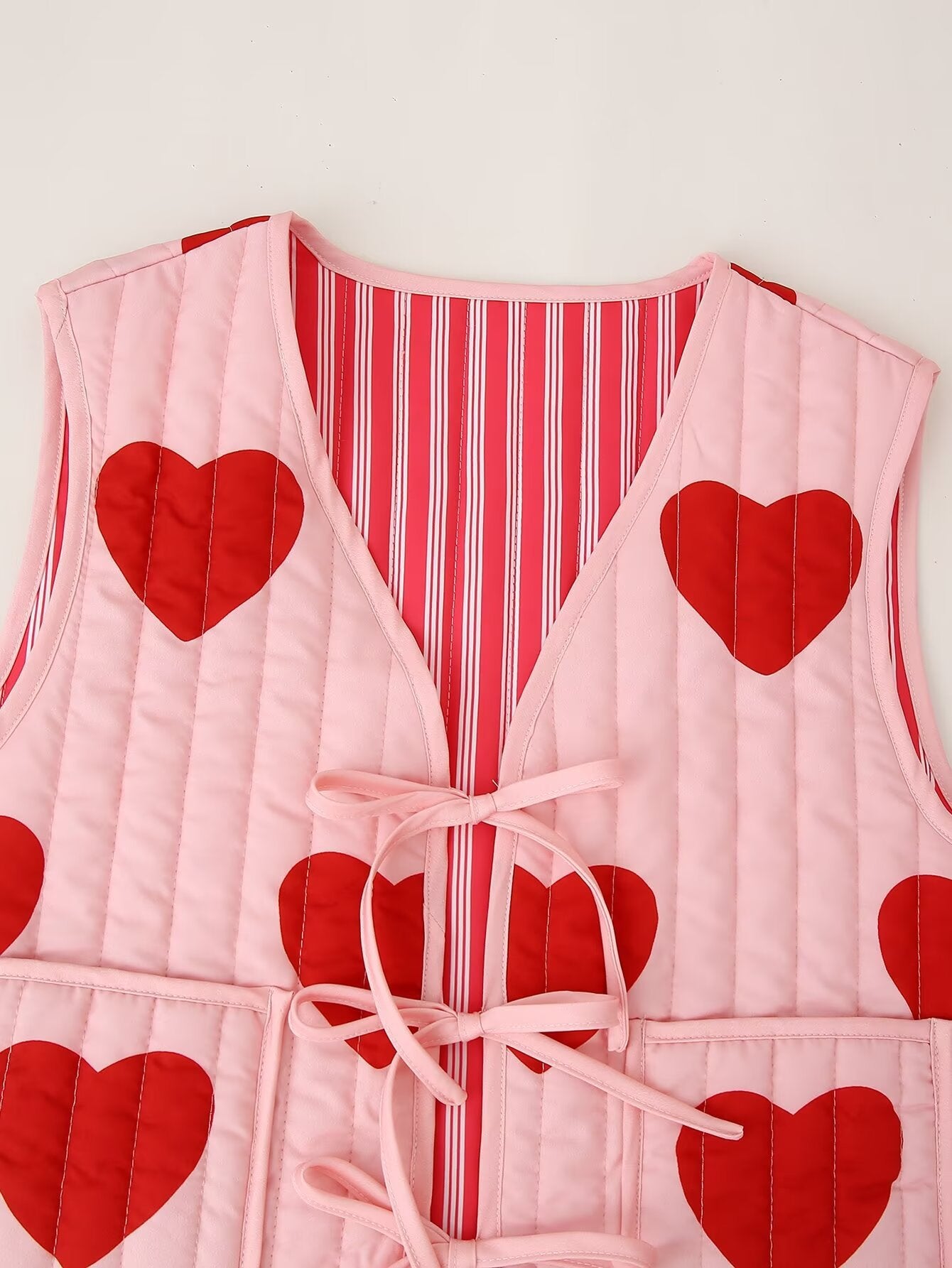 Heart Print Sleeveless Pink Bow V-neck Waistcoat