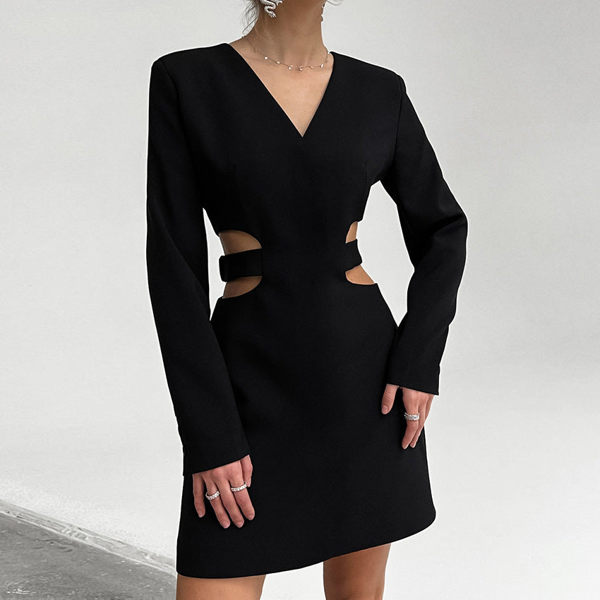 Noir Allure - Cutout V-Neck Long Sleeve Dress