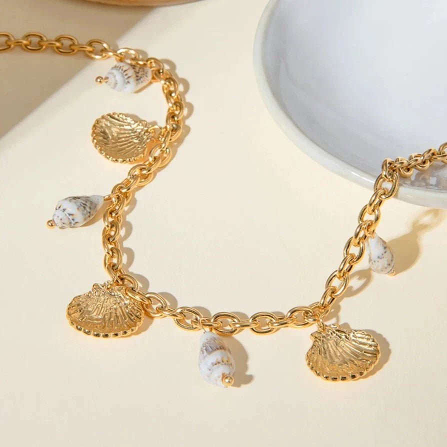 Oceana Seashell Gold Necklace