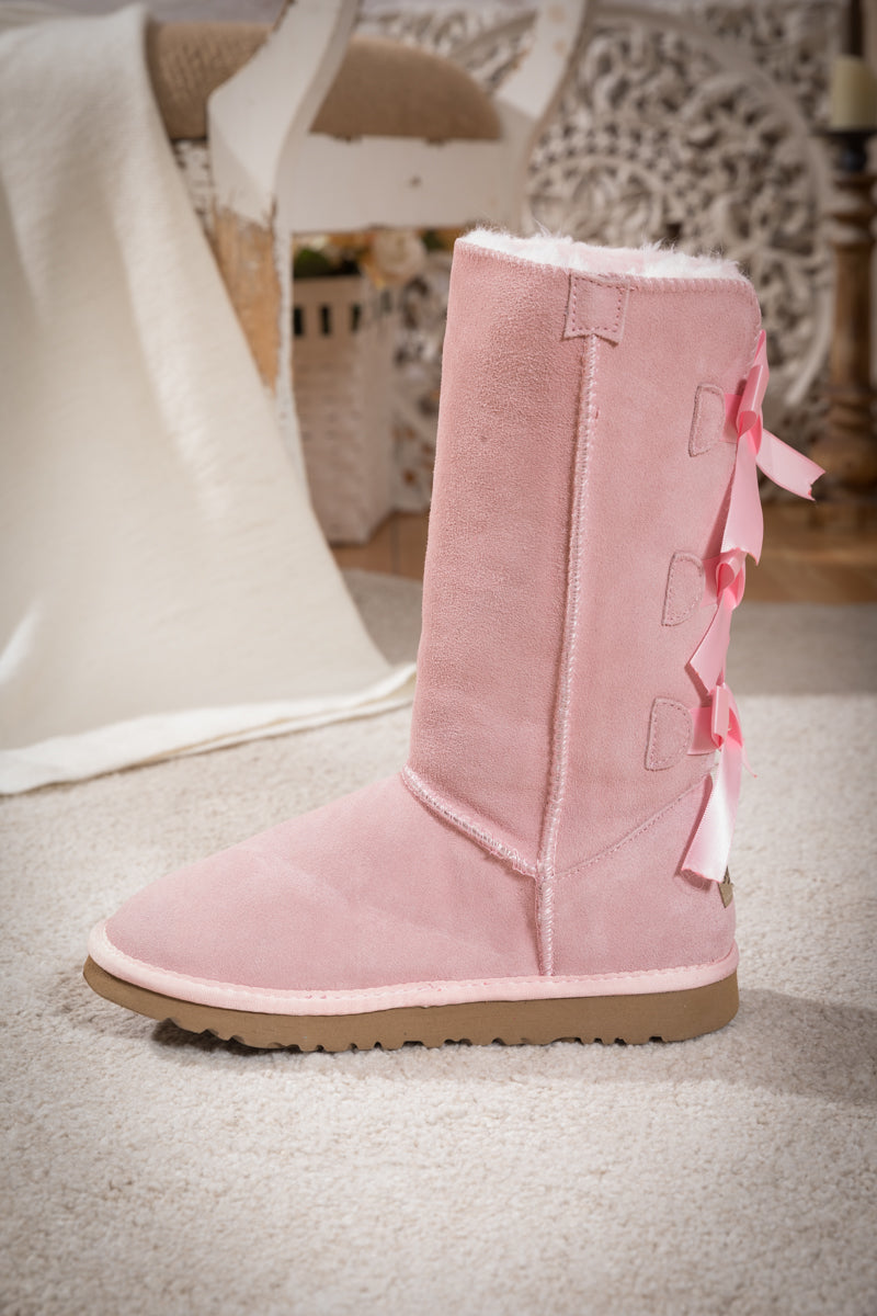 SMAIBULUN Ugg | Tri Ribbon Bow Suede Boots - Pink