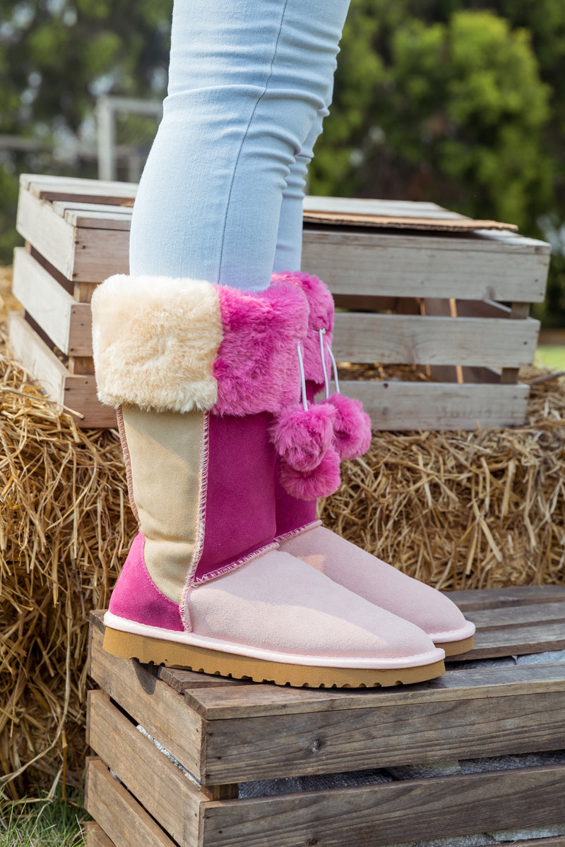 SMAIBULUN Ugg | FRINGE BALL COLOR CONTRAST SUEDE BOOTS - PINK