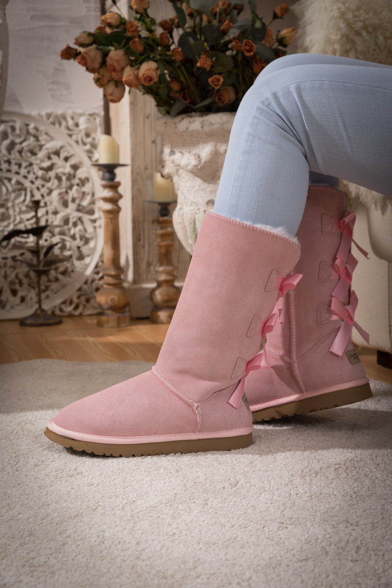 SMAIBULUN Ugg | Tri Ribbon Bow Suede Boots - Pink