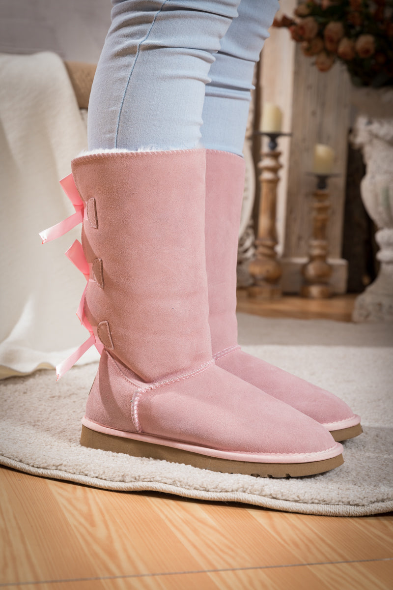 SMAIBULUN Ugg | Tri Ribbon Bow Suede Boots - Pink