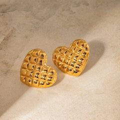 Quilta Gold Heart Earrings