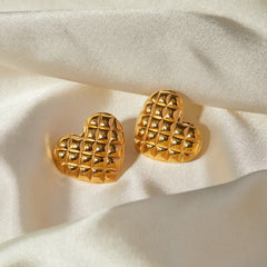 Quilta Gold Heart Earrings