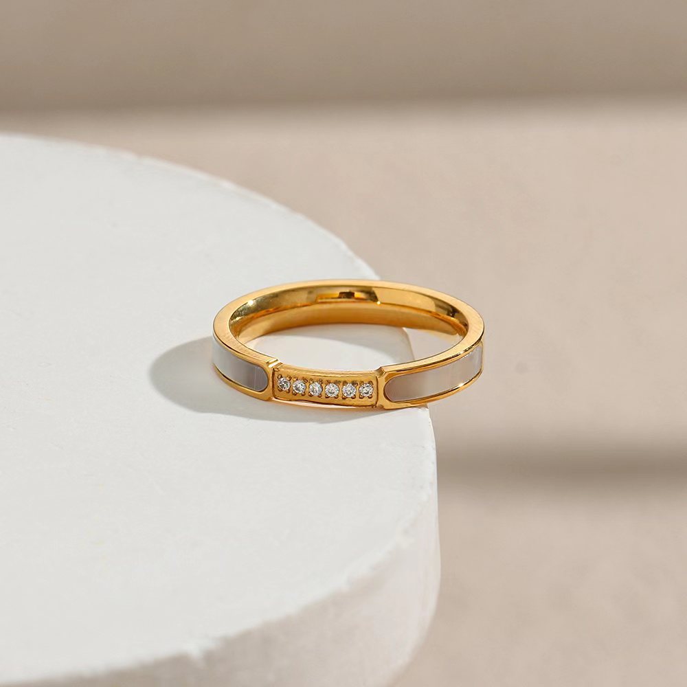 Radiant Arc Ring