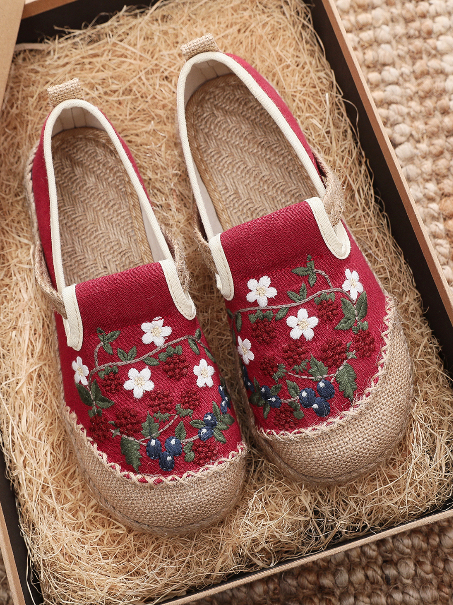 Cactus Rose | Berry Daisy Embroidered Linen Espadrille Loafers - Red