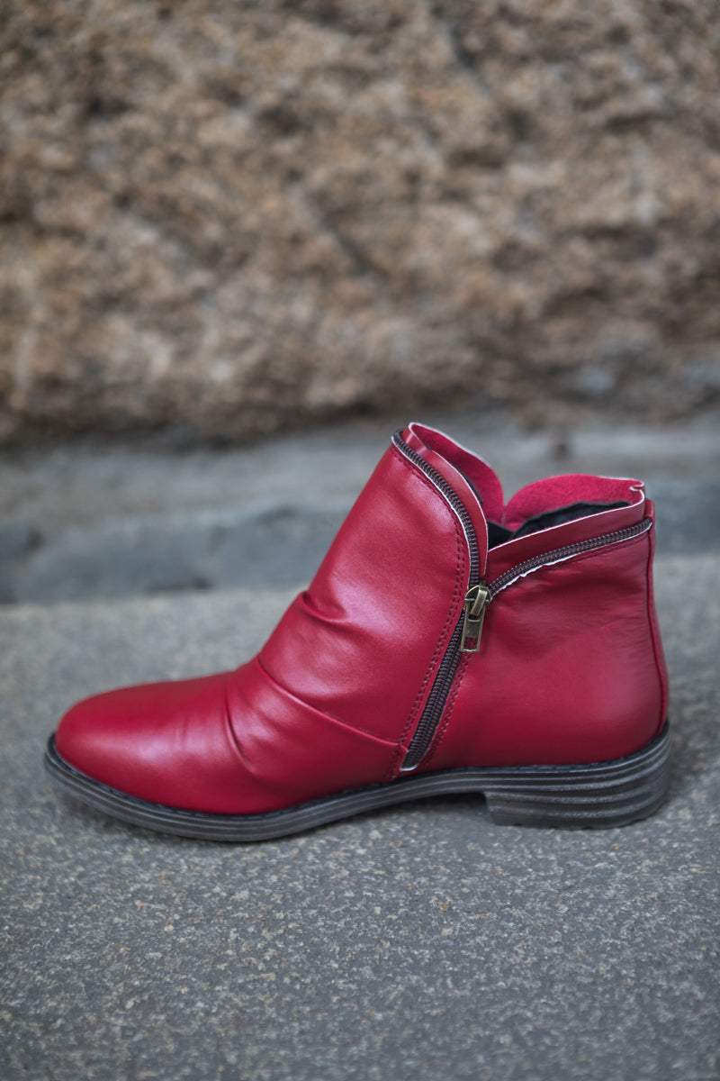 En Bloom | Ruched Ankle Boot