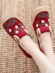 Cactus Rose | Berry Daisy Embroidered Linen Espadrille Loafers - Red