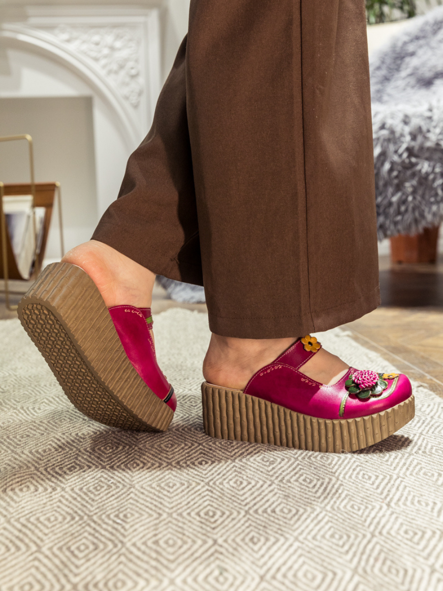 SOFFIA | Genuine Leather Red Ribbed-Sole Floral Appliqued Clogs