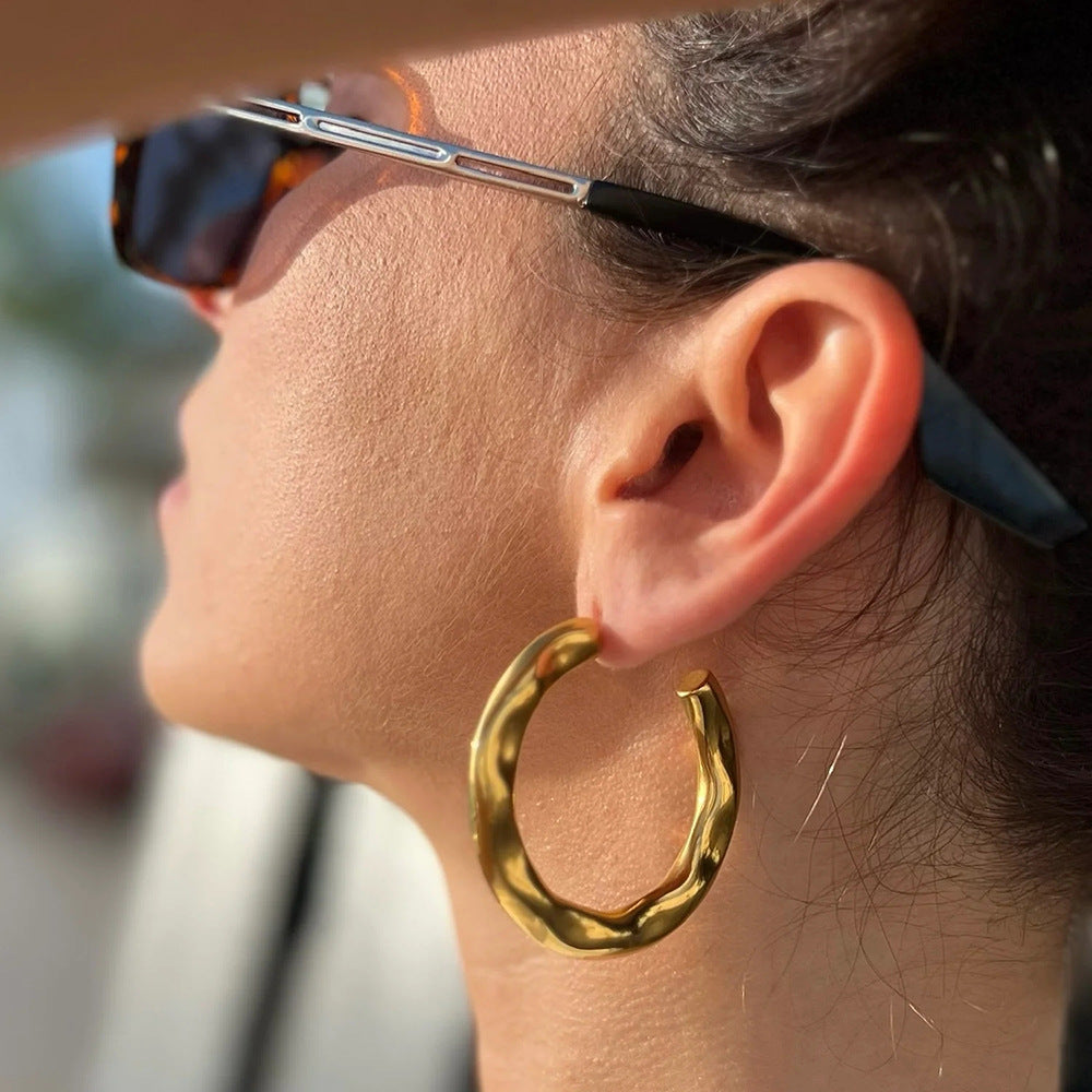 Ripple Curve Hoop Earrings